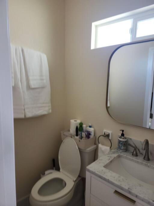 Cozy Tiny Private Guestsuite ランカスター エクステリア 写真